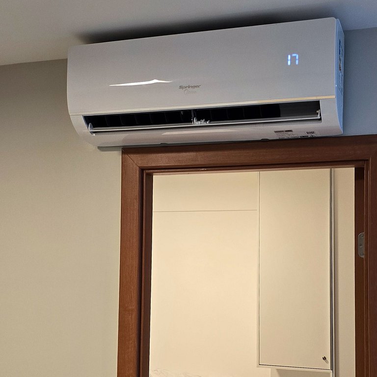 Apto Completo | Segurança 24h + Piscina