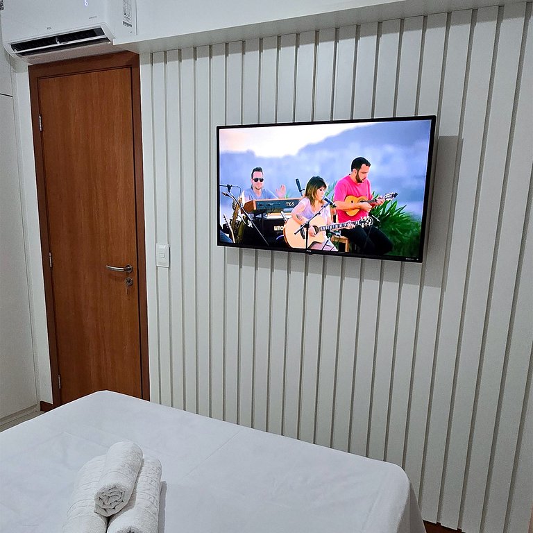 Perto da Praia da Barra | Garagem + Segurança 24h