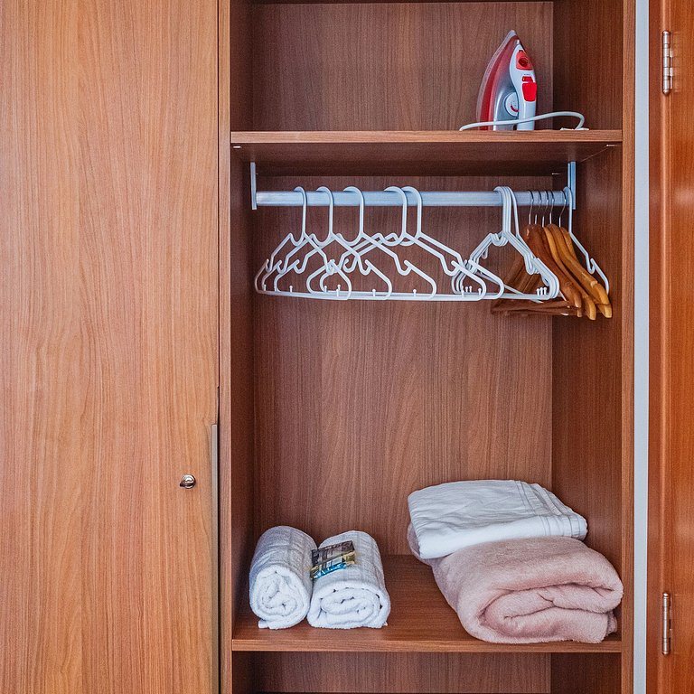 1km do Carnaval, Barra | Ar-cond. | 6x S/ Juros!