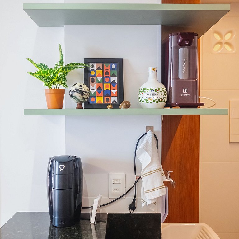 1km do Carnaval, Barra | Ar-cond. | 6x S/ Juros!