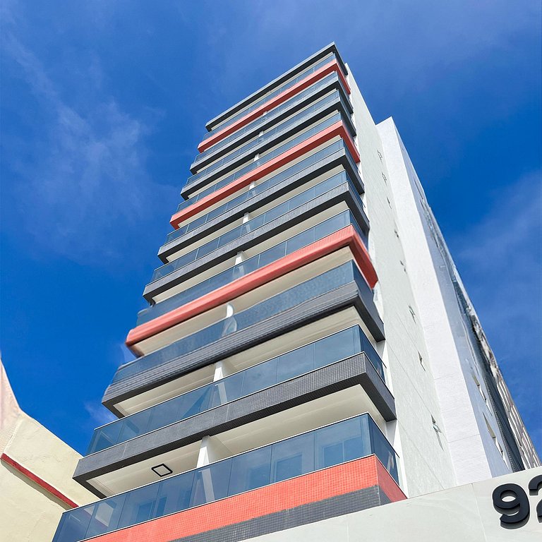 250m da Praia | Ar-cond. | 01 Vaga | 6x S/ Juros!