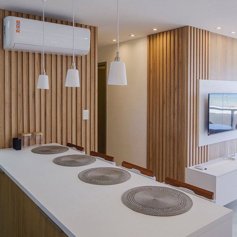 Apê Novo 2/4 | Beira-mar | Piscina | 2 Garagens