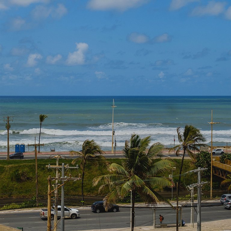 Apê Novo 2/4 | Beira-mar | Piscina | 2 Garagens