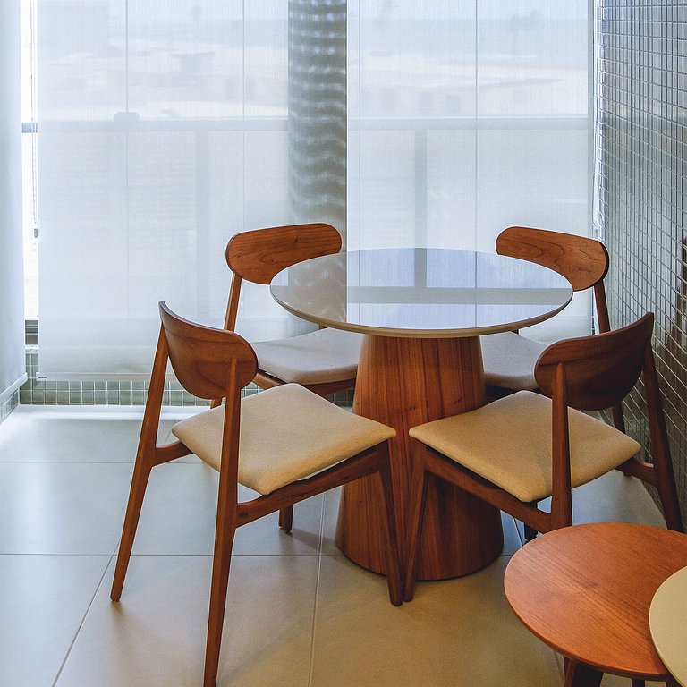 Apê Novo 2/4 | Beira-mar | Piscina | 2 Garagens