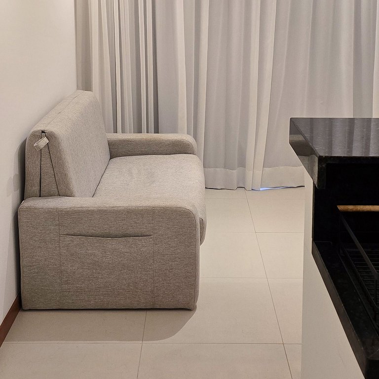 Apê Novo Completo | Perto da Praia da Barra