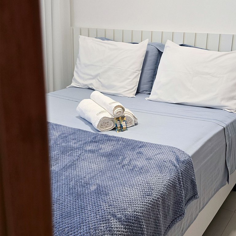 Apê Novo Completo | Perto da Praia da Barra