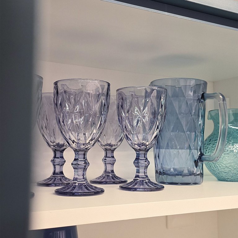 Apê Novo Completo | Perto da Praia da Barra