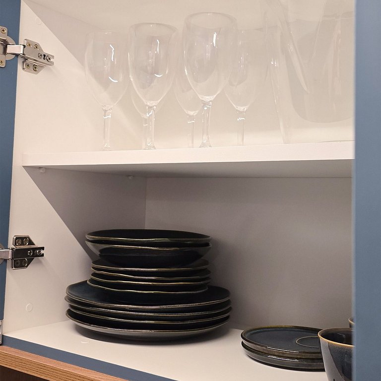 Apê Novo Completo | Perto da Praia da Barra