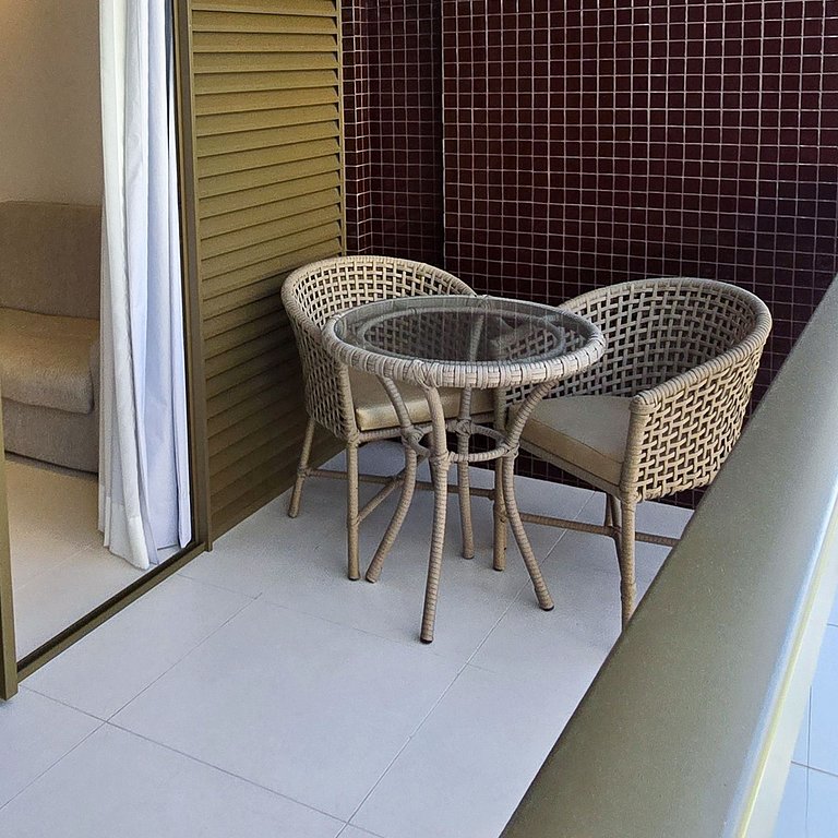 Apê Novo Completo | Perto da Praia da Barra