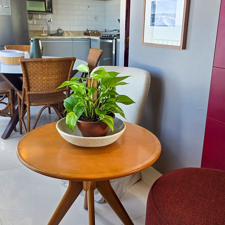 Apê Completo 2/4 | Acesso a Praia | Vista Mar