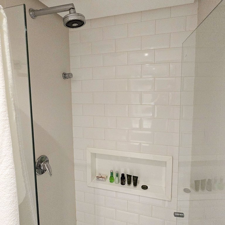 Apê Completo 2/4 | Acesso a Praia | Vista Mar