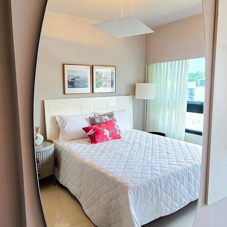 Apê Completo 2/4 | Acesso a Praia | Vista Mar